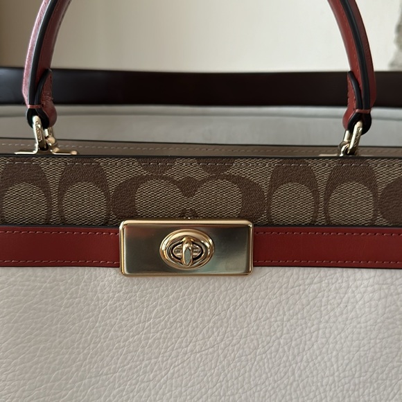 Gorgeous Coach top handle bag burgundy cream and logo print tan NWT - Picture 2 of 13